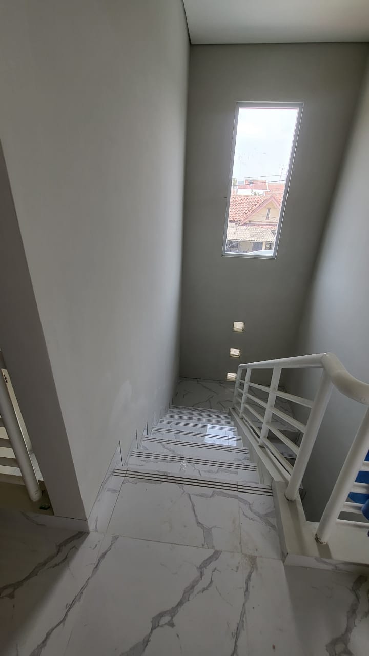 Rumah Dijual di Taman Baverly Lippo Cikarang